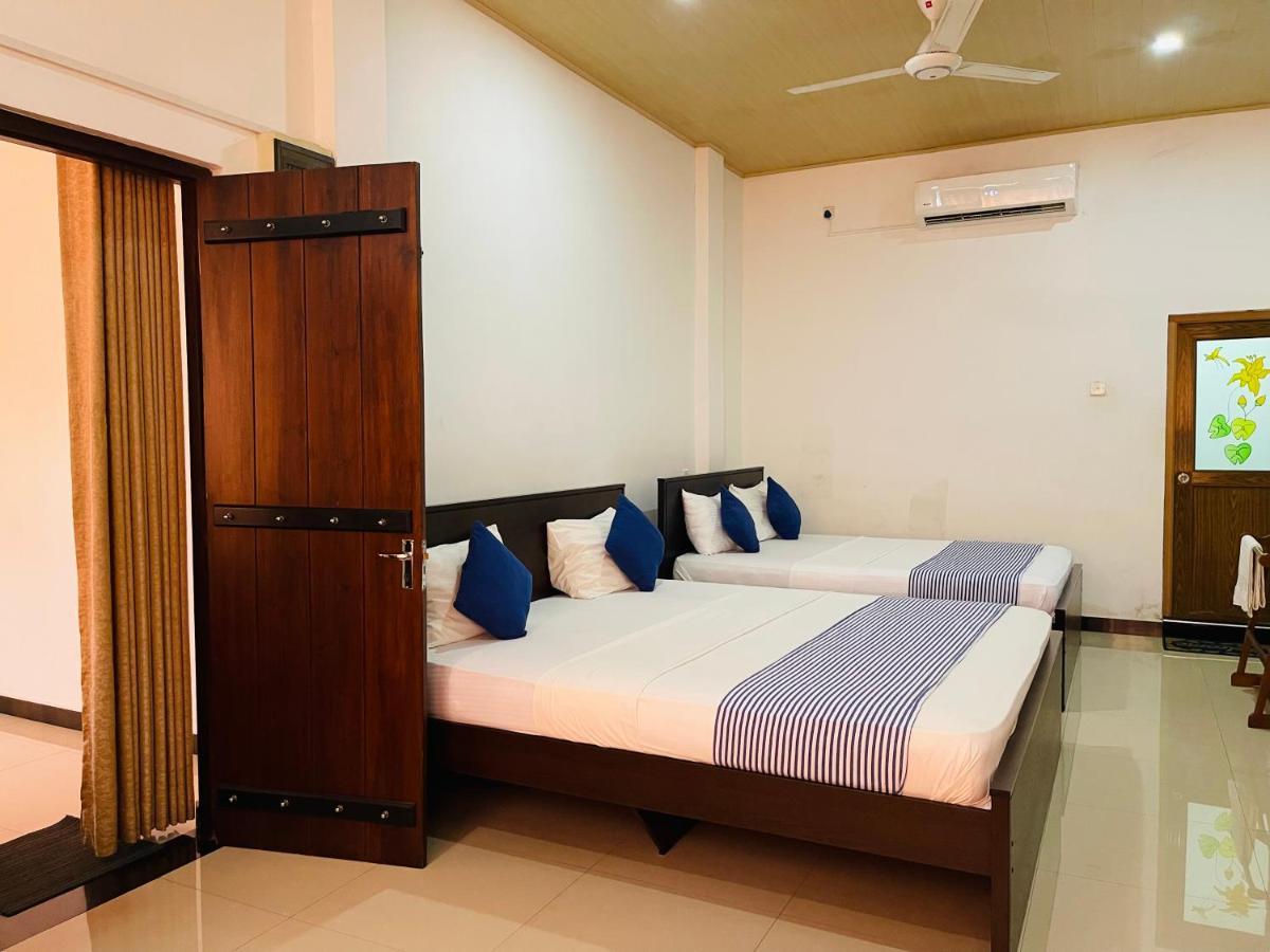 Ama Residence Matale Luaran gambar